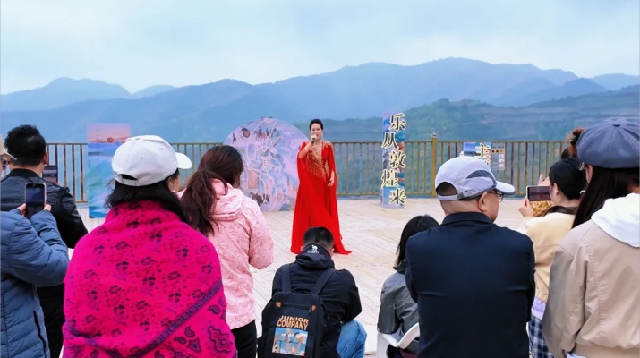 202510091759972060135042.jpg 640 (1).jpg