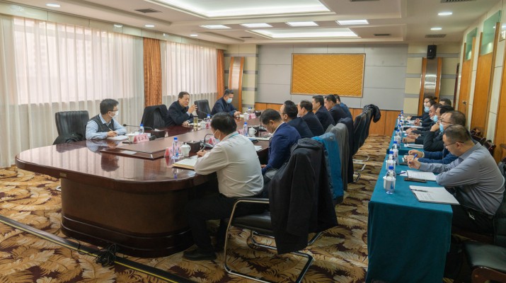 省政府國(guó)資委黨委書記、主任吳萬(wàn)華到蘭州飯店調(diào)研