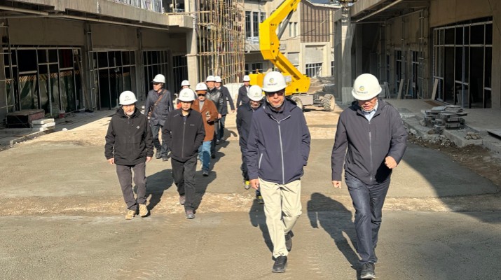 情系桑榆 共話發(fā)展——甘肅文旅退休干部職工重返一線見證集團(tuán)新貌